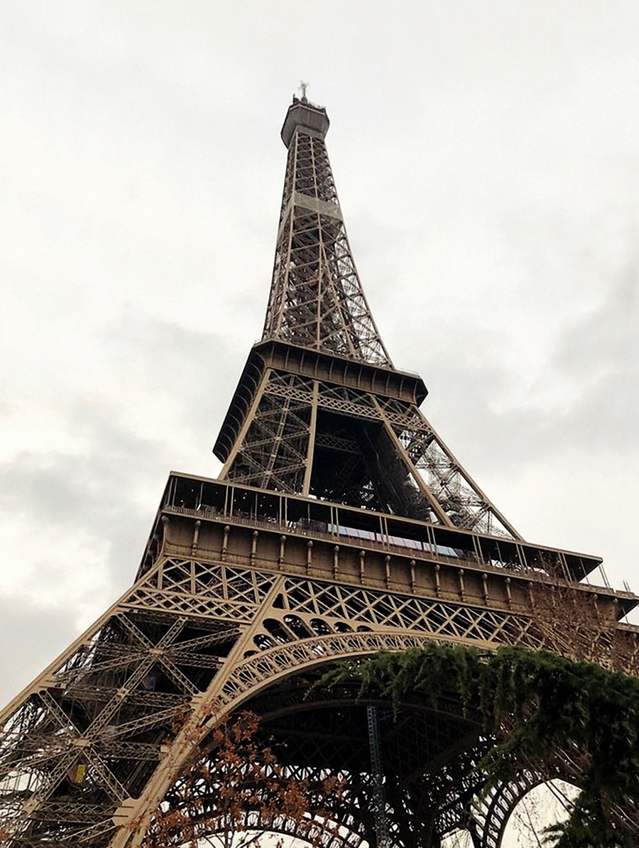 ../Images/KO,YI-CHUN.France.Eiffel Tower (9).jpg